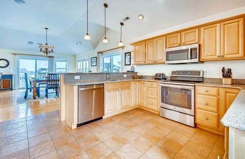 Rodanthe House | Ocean Views w/Pool, Hot Tub, Elevator, Game Room, Pier Passes