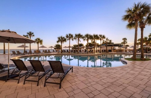 Smith's Memento Resort | Ocean Walk Daytona Beach Get Away