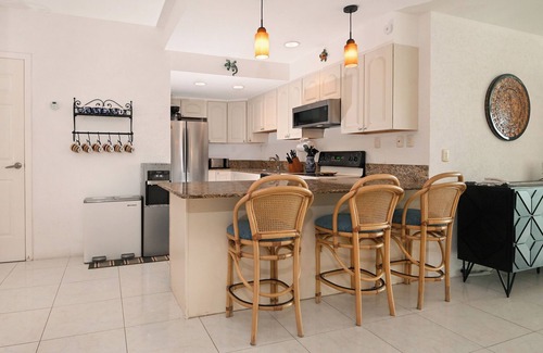 Colonia Andres Condo | Oceanfront Condo w/Terrace, Pool at El Cantil 3CS