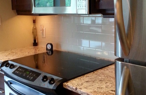 Yellow Point Condo | Oceanfront and Poolside, this 2 Bedroom is AMAZING