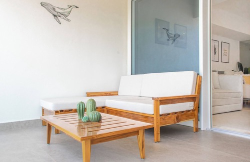 Las Glorias Apartment | Oceanfront Apt - Majestic views - Close to Malecon