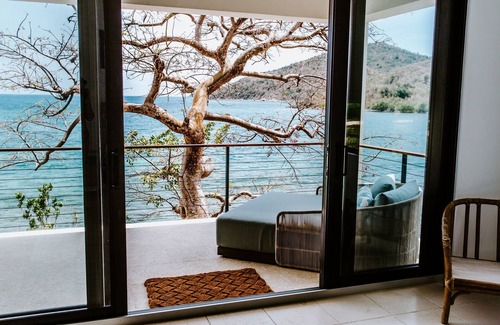 Estate Zootenvaal Villa | Oceanfront at Hurricane Hole