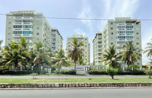 Santo Domingo Apartment | Oceanfront Condo in Ave. España Sleeps 8