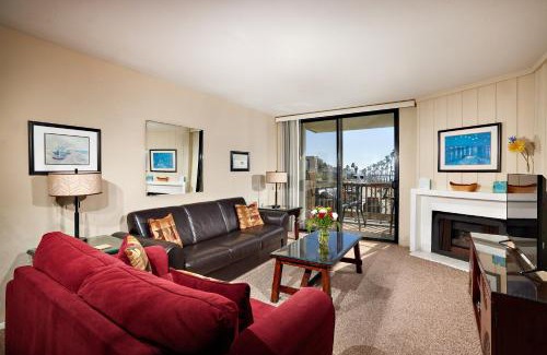 Townsite House | Oceanfront condo at North Coast Village