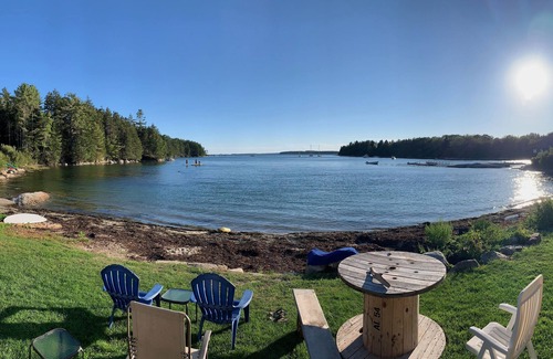 Friendship House | Oceanfront Cottage directly on the beach