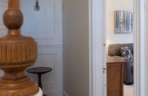 Willard Apartment | Oceanfront Dog Friendly Apartment