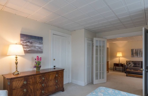 Willard Apartment | Oceanfront Dog Friendly Apartment