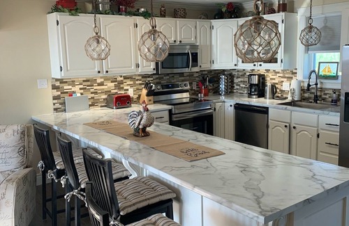 Tancook Islands House | Oceanfront Elegant Home with Games Room On Picturesque Big Tancook Island