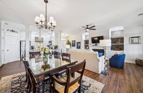 Melrose on the Beach House | OCEANFRONT, Golf Cart included with booking!