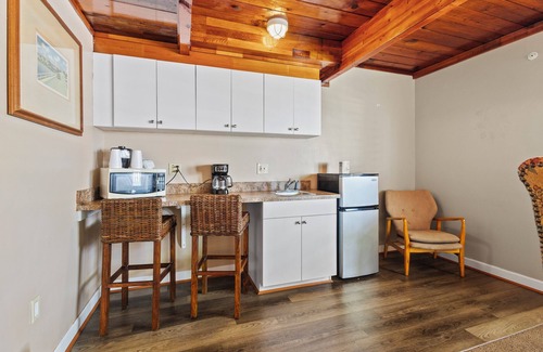 Fort Pierce Hotel | Oceanfront Inn II