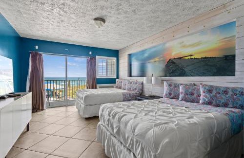 Fort Pierce Hotel | Oceanfront Inn, Private Balcony, 2 Full Beds #16