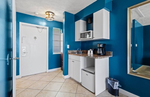 Fort Pierce Hotel | Oceanfront Inn