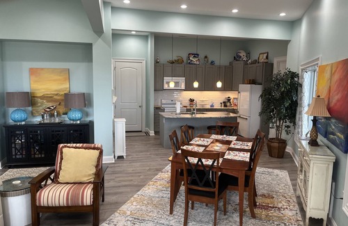 Newport Apartment | Oceanfront/Intercoastal Waterway