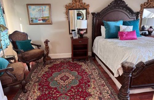 Western Shore House | Oceanfront Luxury Magical Views Sunset and Sunrise