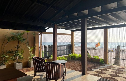 Hettimulla Villa | Oceanfront Luxury Private Villa in Ambalangoda