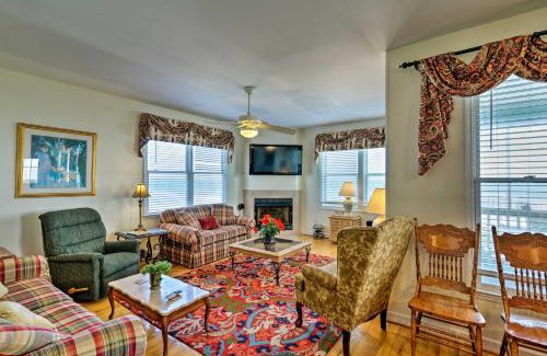Murrells Inlet House | Oceanfront Oasis with Sundeck 12 Mi to Myrtle Beach