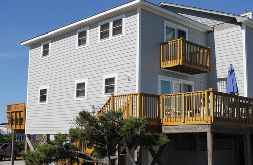 Duck House | Oceanfront property