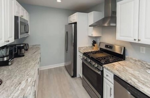 Virginia Beach Apartment | Oceanfront Resort, 1 Block2 Beach304