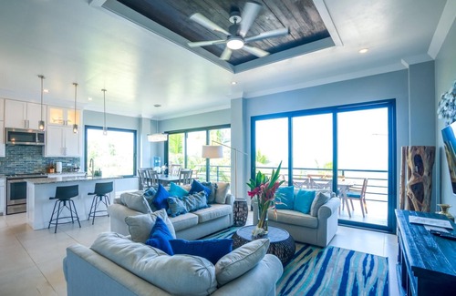 Placencia Condo | Oceanfront Sunset Gecko Condo - Ground Floor 1A