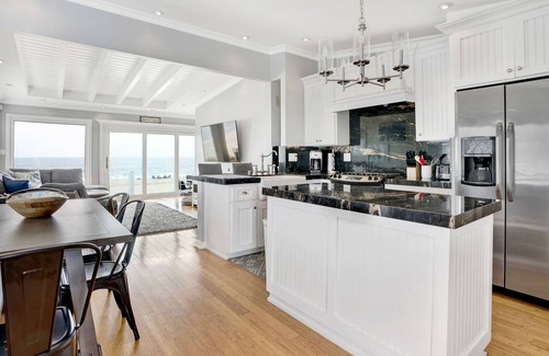 West Newport Villa | Oceanfront Upper Unit in Duplex! Incredible Views!
