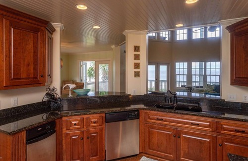 Beachwalk House | OCEANFRONT luxury 5 BR home in gated Harbor Island Community