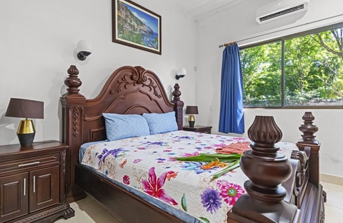 Los Pargos Villa | Oceanfront Villa*B at Playa Negra
