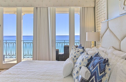 Delos House | Oceania - Frangista Beach! Gulf Front! Two Pools! Perfect Location! Book Now!