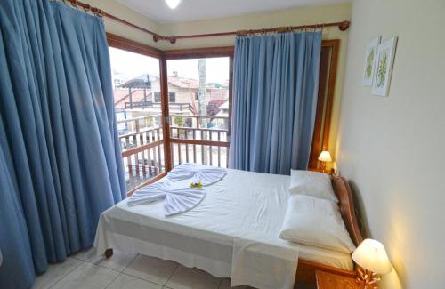 Bombas Hotel | Oceano Pousada - Buffet de café da manhã e serviço de quarto diário