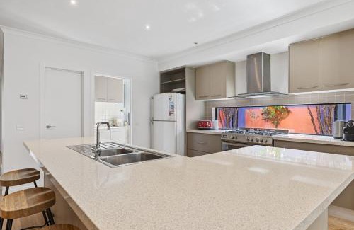 Inverloch House | Oceans 11