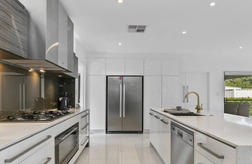 Sellicks Beach House | Oceans 19 by Wine Coast Holiday Rentals