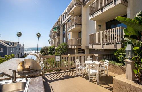 Townsite House | Oceanside Beach Condos