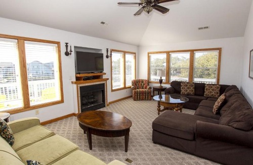 Corolla Light House | Oceanside, Comm Amenities, Priv Pool, Close to Beach, Rec Rm, 219, Turtle Cove