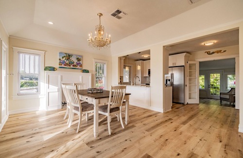 Tarpon Springs House | Oceanside Cottage