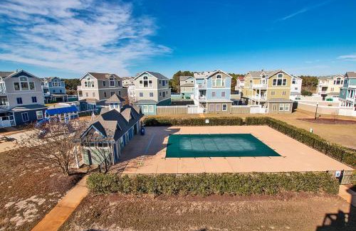 Whalehead Beach House | Oceanside, Hot Tub, Community Pool, CB51, OBXcape