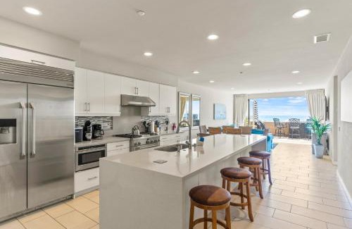 Townsite House | Oceanside Oasis