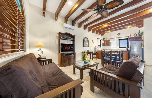 Centro - Supmza 001 Villa | Oceanside Villa "Tampico" with a/c pool in centro 5 min stroll to beach
