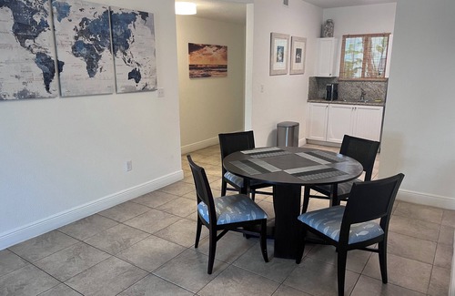 Alice Town Condo | Oceanview 2 bed, 2 bath, steps away from clubhouse, beach and pool.