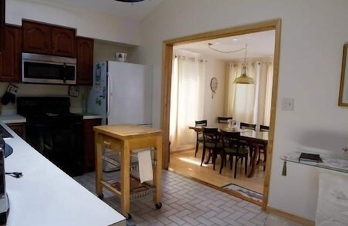 Brigantine Condo | Oceanview 2 Bed RM 2nd Fl. Condo, Close to the Beach