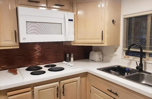 Smith River Apartment | Oceanview Cabin 26 w Jacuzzi Striking Views
