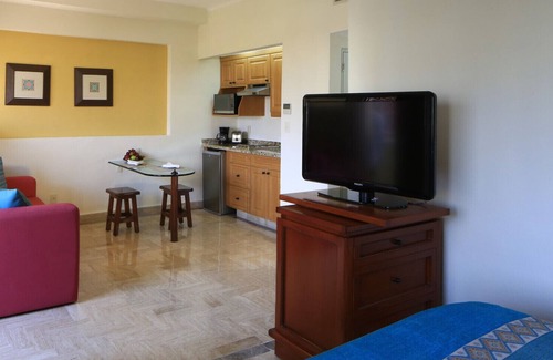 Marina Vallarta Resort | oceanview one bedroom,equipped kit,maid service,balcony