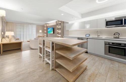 South Beach Apartment | Oceanview Private Condo at 1 Hotel & Homes -1211