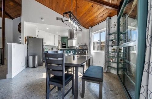 Visalia House | OctaFarmRetreat π³ Gateway To Sequoia Natl Park π