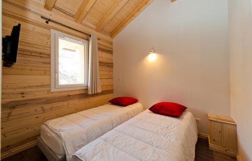 Les Menuires Ski Chalet | Odalys Chalet De Marie