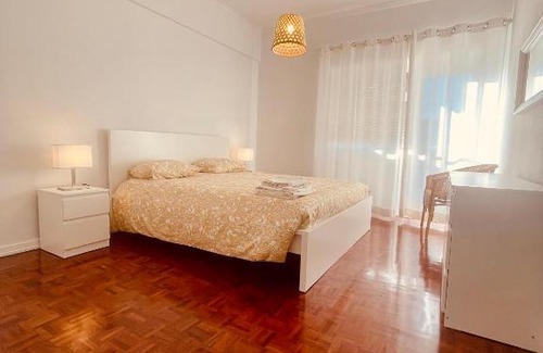 Paco De Arcos House | Oeiras Garden Rooms