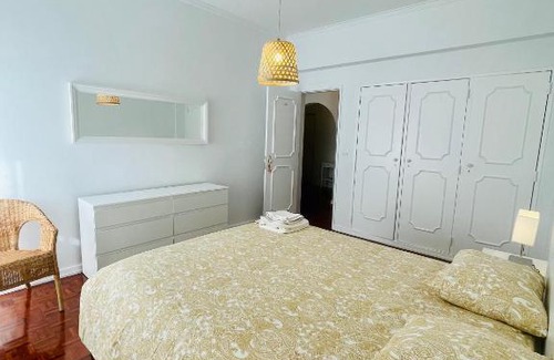 Paco De Arcos House | Oeiras Garden Rooms