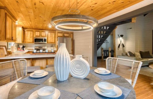 Blue Ridge Cabin | Off the Hook - Riverfront, hot tub, fire pit, pets