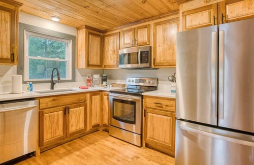 Blue Ridge Cabin | Off the Hook - Riverfront, hot tub, fire pit, pets