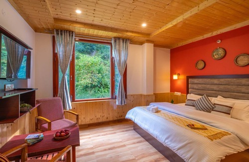 Kullu Bed & Breakfast | Offbeat Pulga by PACK