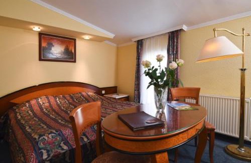 Eger House | Offi Haz Hotel