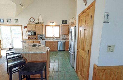 Ocean Hill House | OH1200- 5 BRs with 2 Masters, Private Pool, Hot Tub, Foosball and Volleyball!